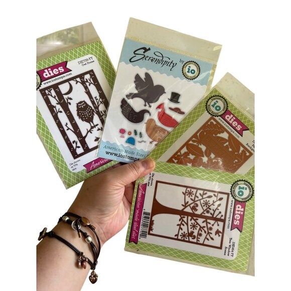 Set Of 4 IO Stamps Craft Dies - Owl Frame Fall Leaf Tree Window & Serendipity Se - Picture 1 of 12